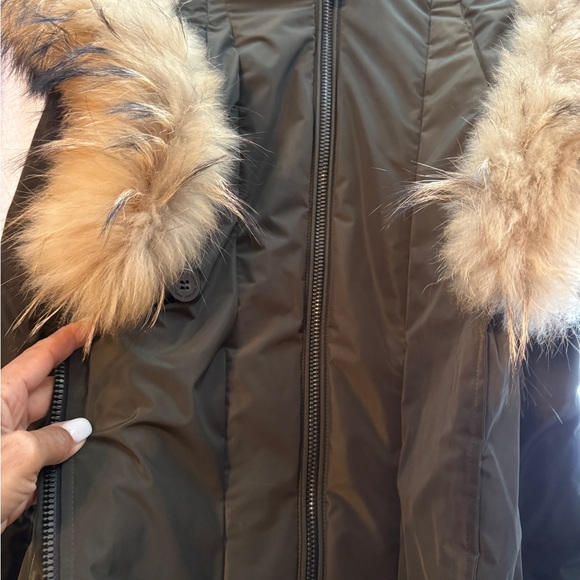 MACKAGE - 💯 Authentic Adali - Down Coat with Natural Fur !!! Size M - Picture 8 of 11
